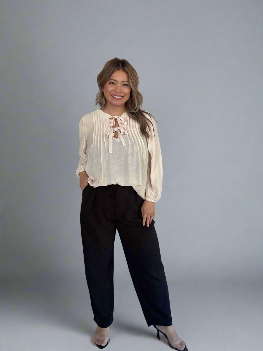 Front Tie Pleated Front 3/4 Sleeve Top