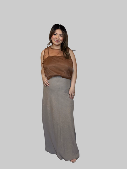 Sleeveless Round Neck Organza Blouse with Inner Camisole
