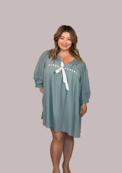 SQUARE-NECK HALF-SLEEVE LACE TRIM DRESS