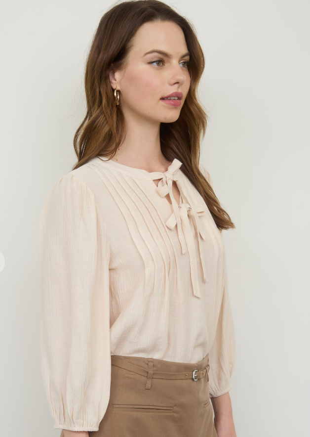 Front Tie Pleated Front 3/4 Sleeve Top