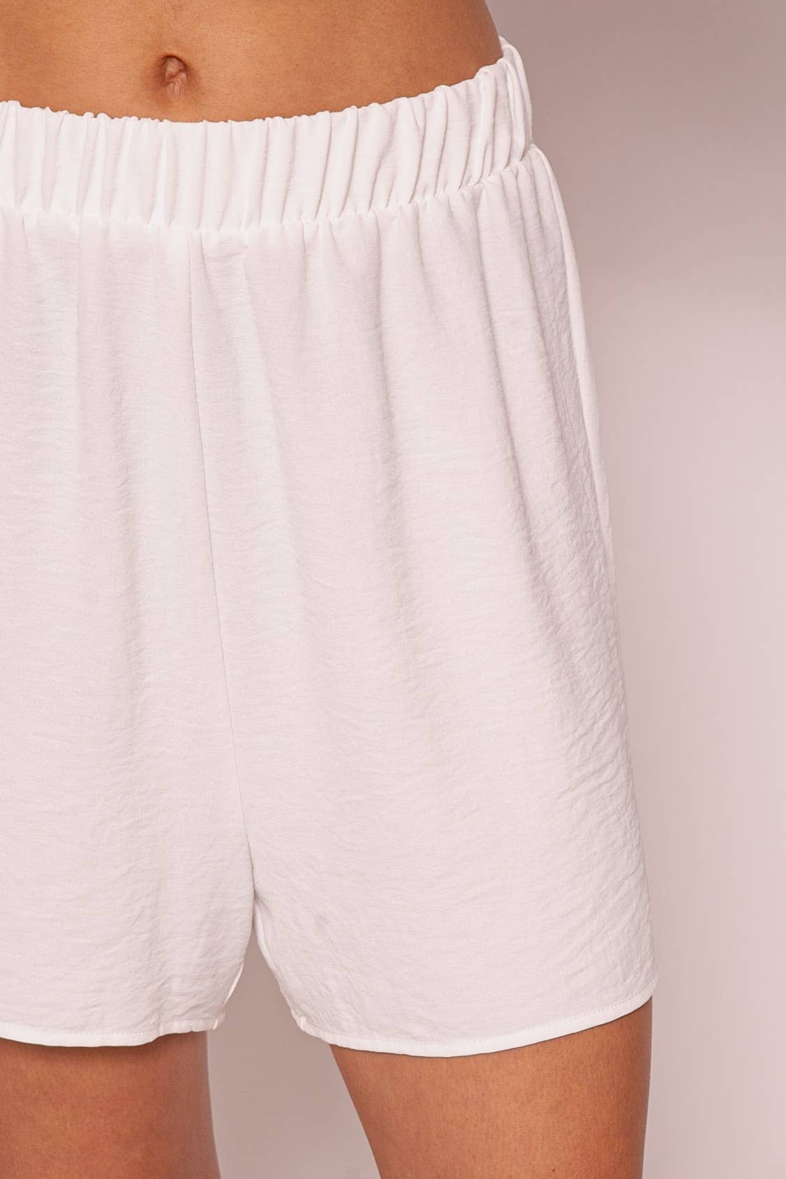 Summer Elastic Waist Airflow Shorts